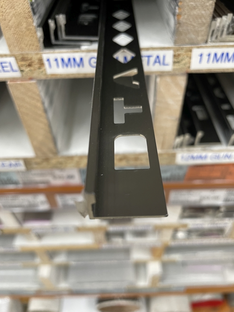 11mm Tile Angle 3mtr BRUSH GUNMETAL