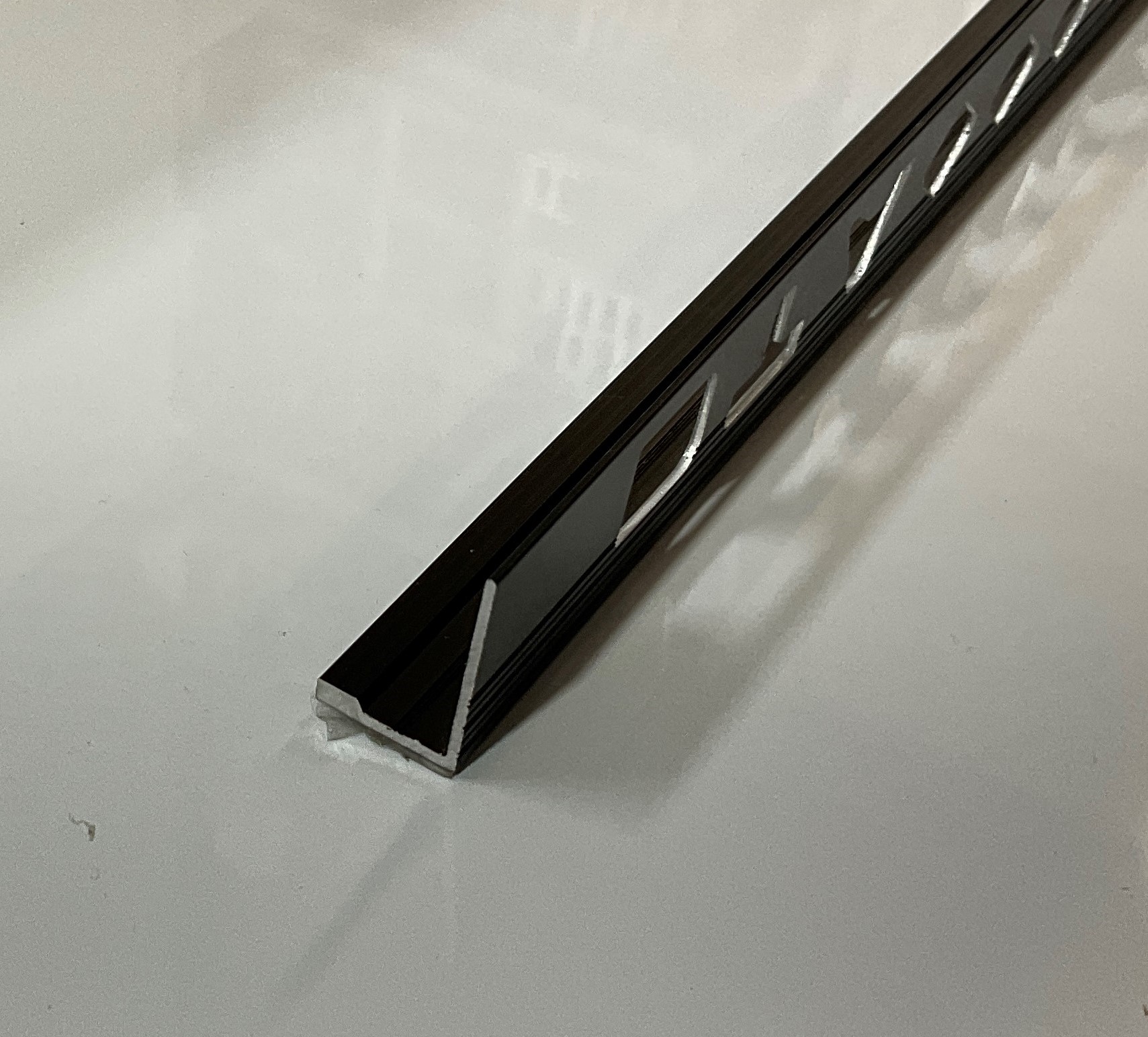 12mm Tile Angle 3Mtr Matt Black