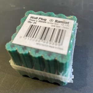 Wall Plug Green 7 x 35mm frame of 25pc