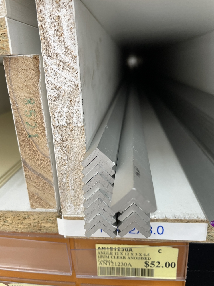 ANGLE 12mm X 12mm X 3mm X 6.5mtr CLEAR