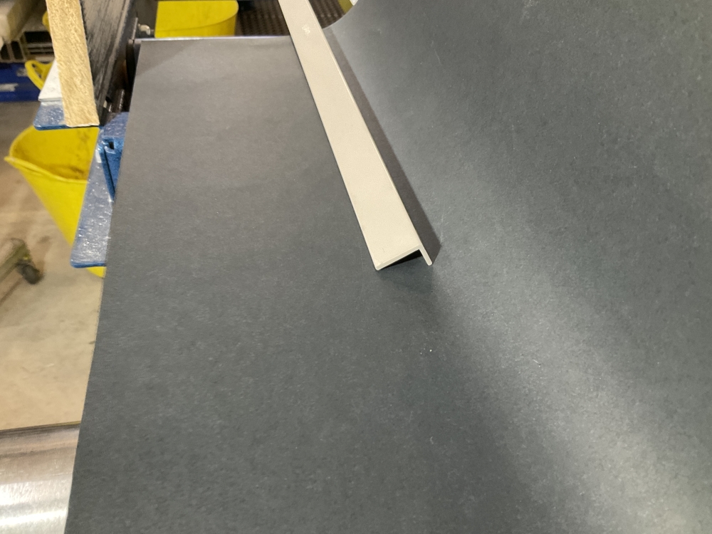 ANGLE 20 X 12 X1.6 X 6.5M DUNE SATIN