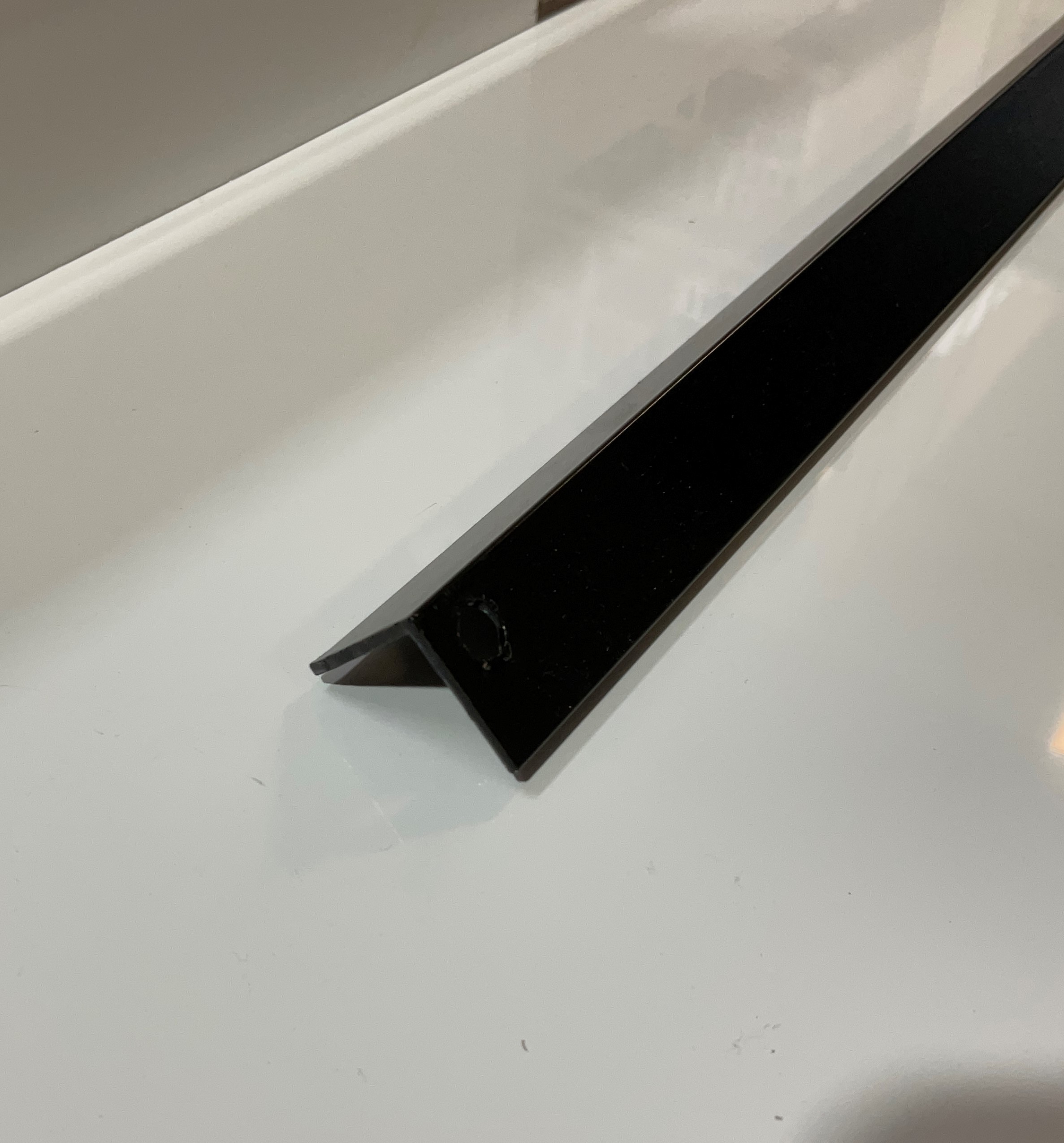 Angle 20mm x 20mm x 1.6mm x 6.5Mtrs Black Matt
