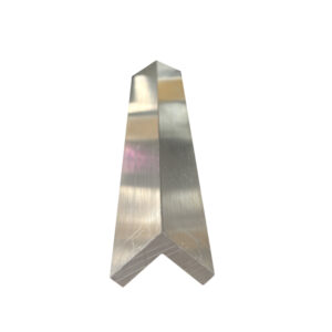 Angle 25mm x 25mm x 6mm x 6.5mtr Milled