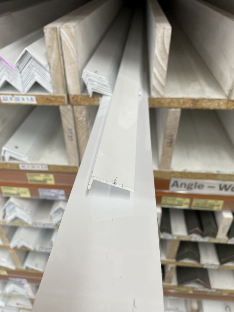 Angle 32mm X 12mm X 1.8mm X 6.5mtr White
