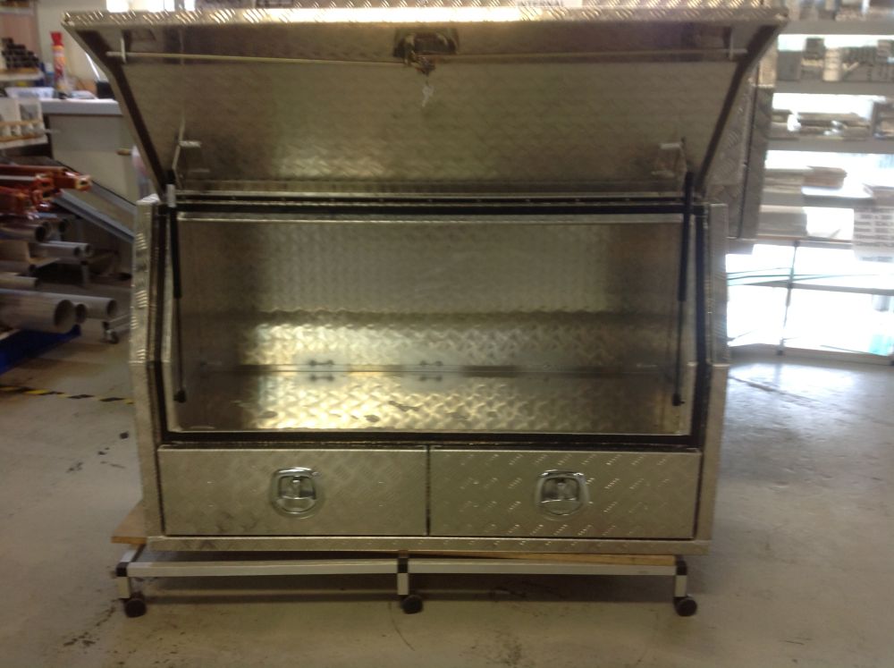 Front Opening Tool Box 1400 x 850 x 550   HALF DOOR TREAD PLATE