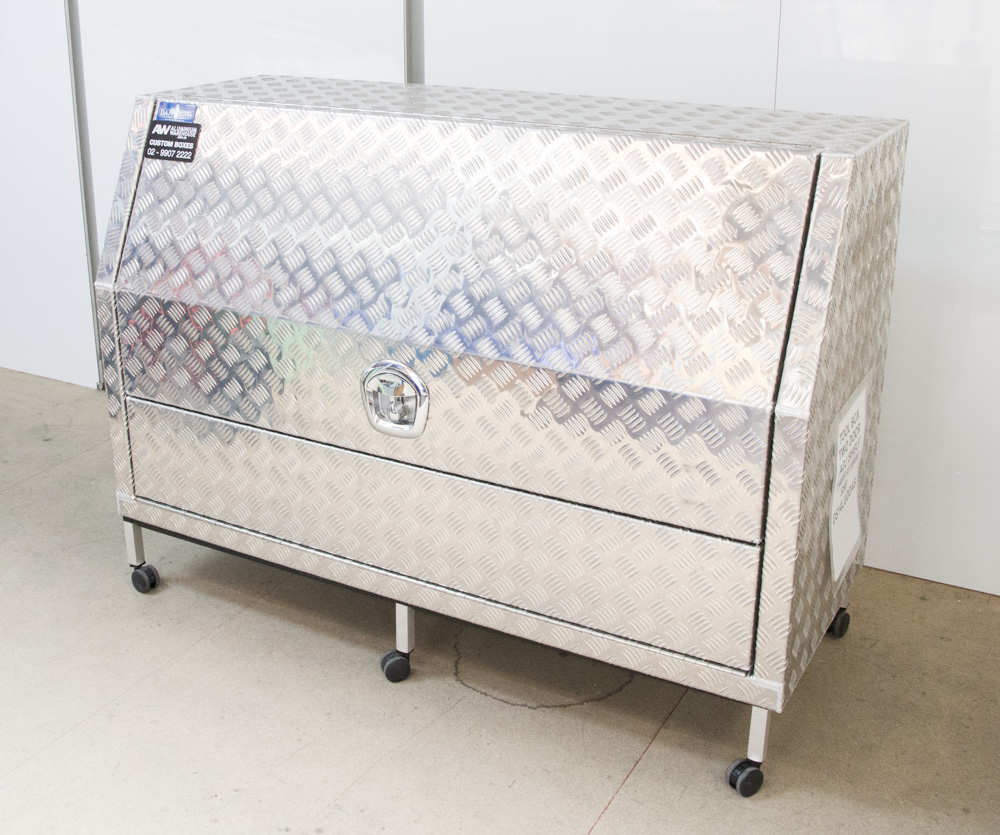 Front Opening Tool Box 1400 X 850 X 550 - 2 Door