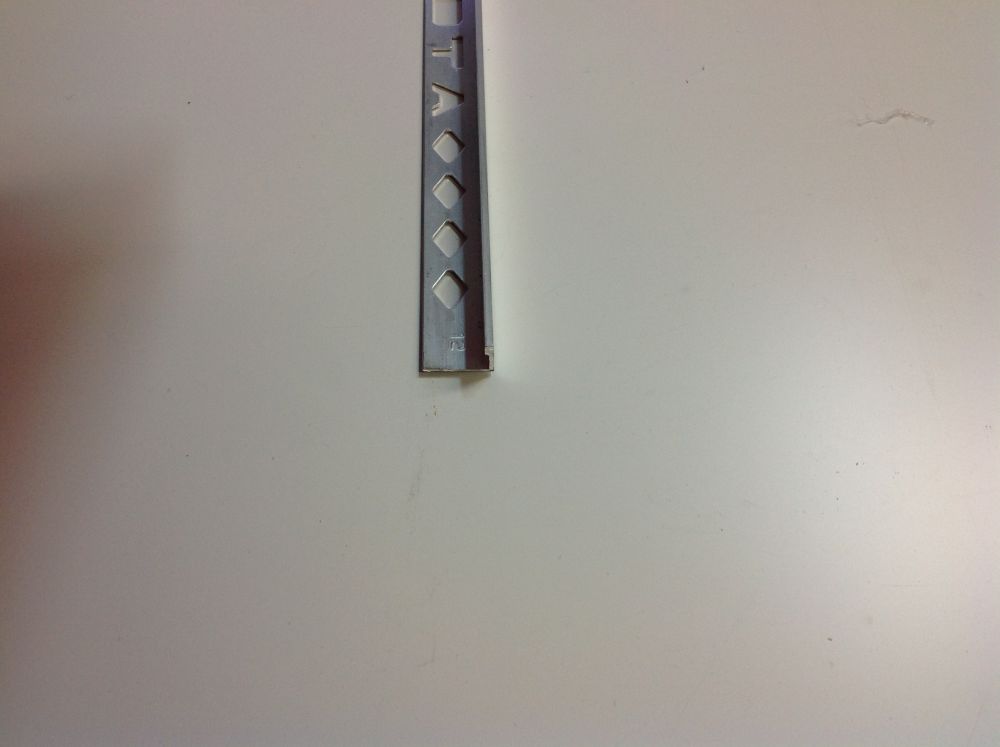 10mm Tile Angle 3mtr White