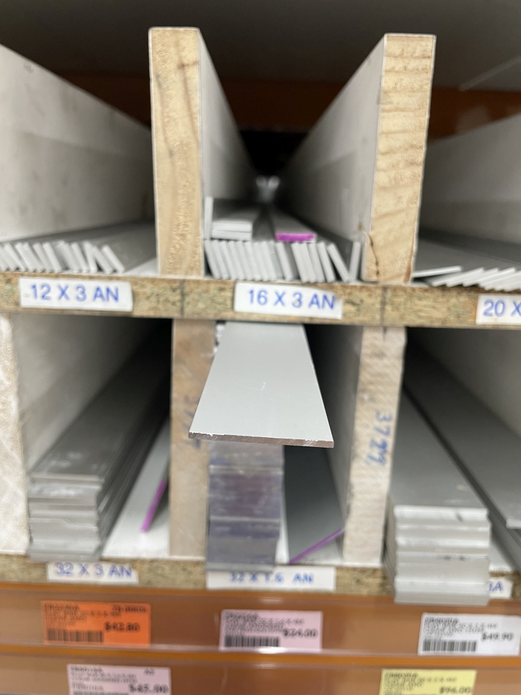 FLAT BAR 32mm X 1.6mm X 4Mtr CLEAR ANODISED