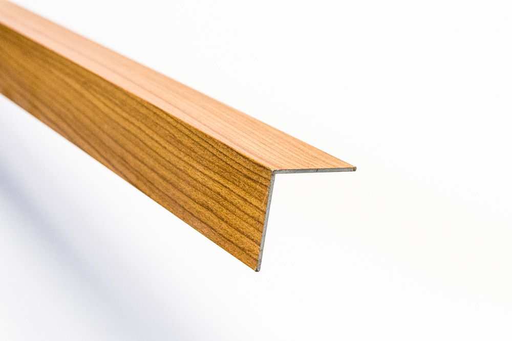 Knotwood Angle 40mm x 40mm x 1.6mm x 6Mtrs