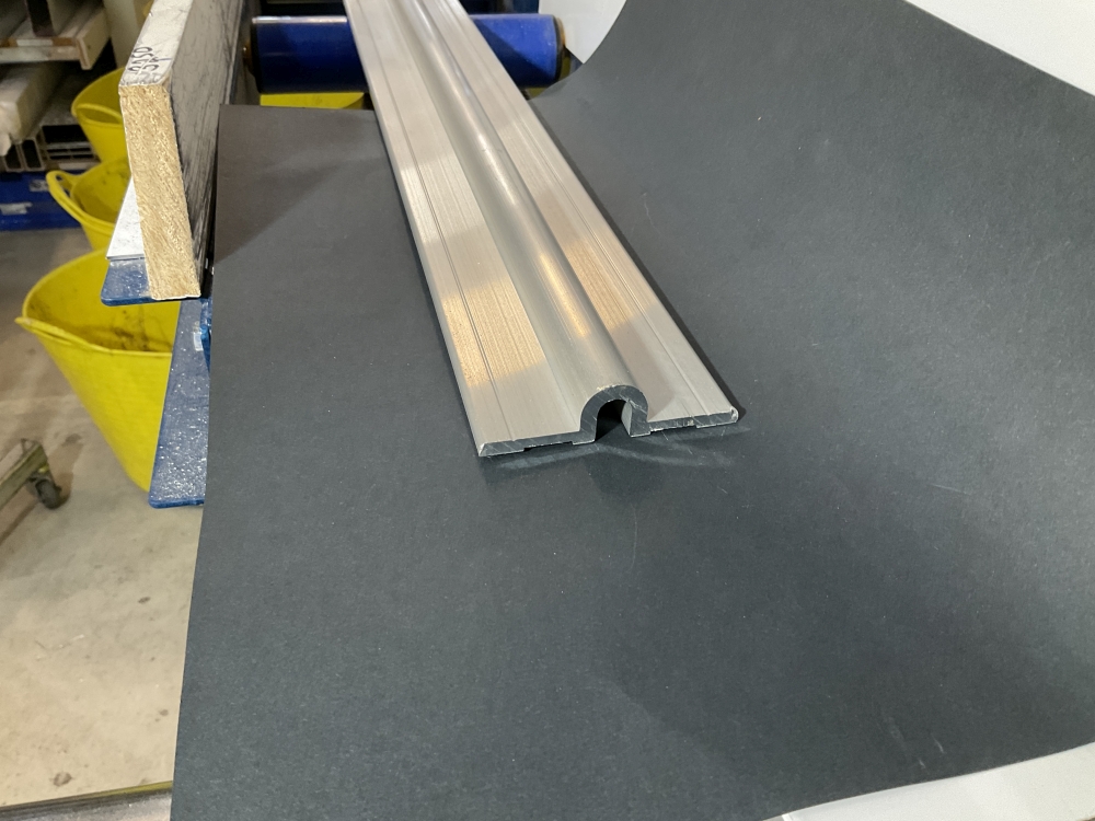 Knotwood Gate Sliding Track 80mm x 6 mtrs
